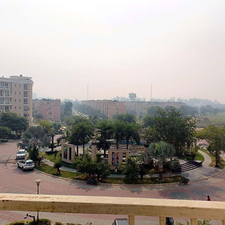 The Meera Eternity Vrindavan Bagian luar foto